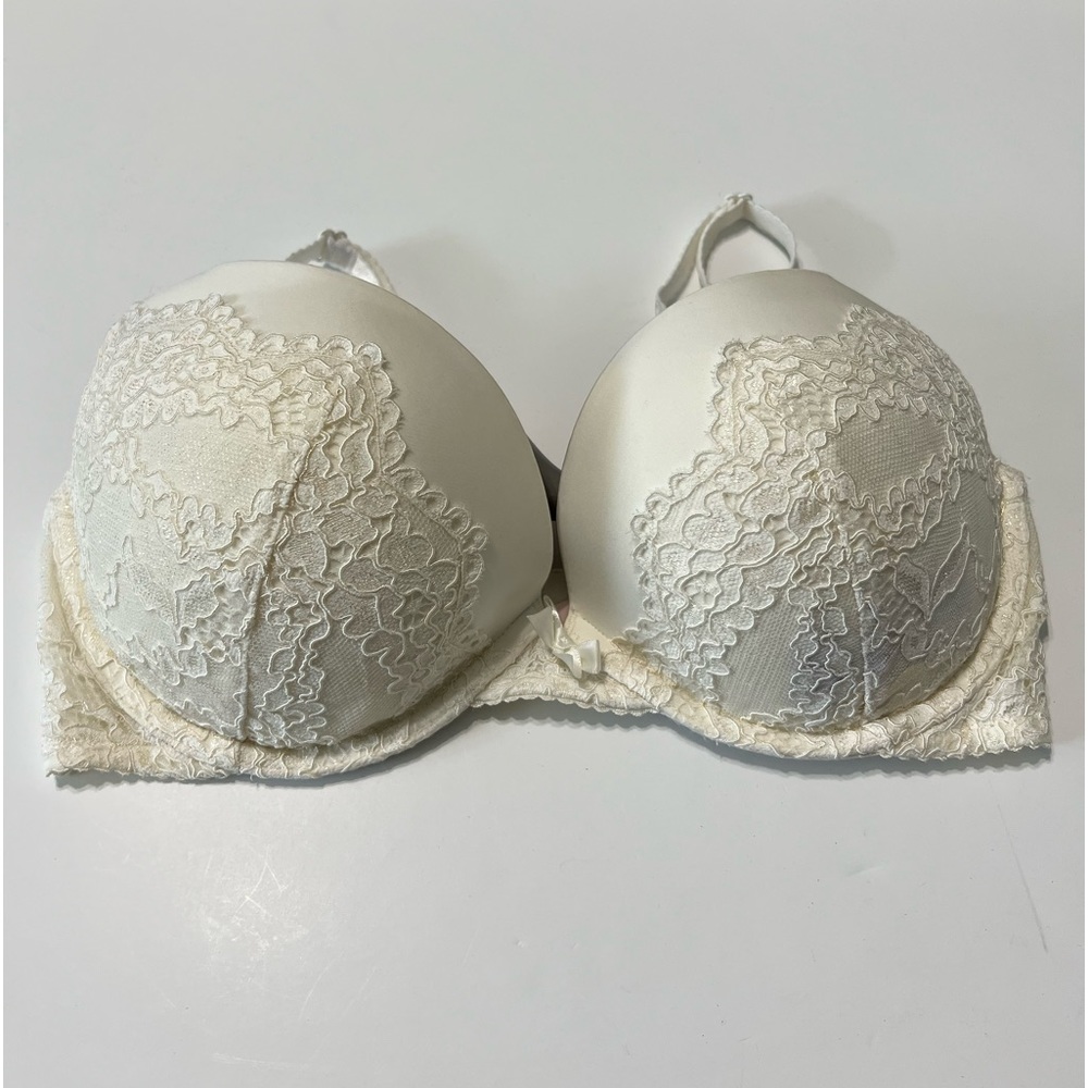 🤑EUC Victoria’s Secret 36D Dream Angels Push-up Lace Bra